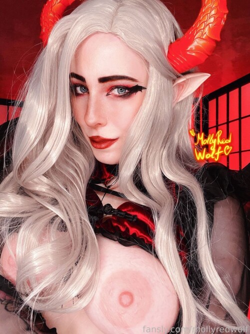 MollyRedWolf Nude Leaked Onlyfans Photo MollyRedWolf Nude Leaked Onlyfans Photo