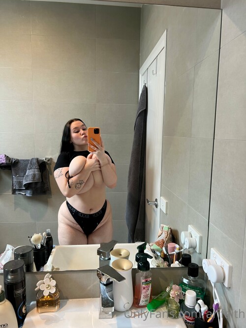 arifaith / afaith00 / arifaith011 Nude Leaked Onlyfans Photo arifaith / afaith00 / arifaith011 Nude Leaked Onlyfans Photo