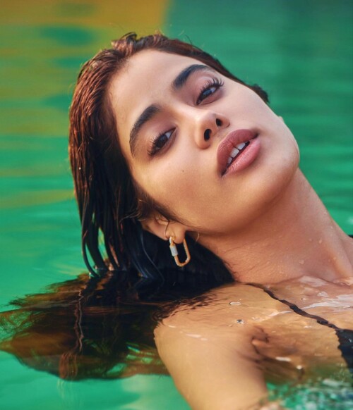janhvikapoor-28042022-0005.md.jpg