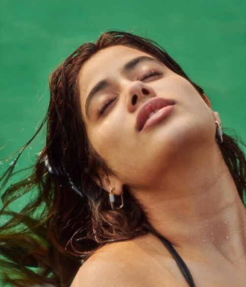 janhvikapoor-28042022-0006.md.jpg