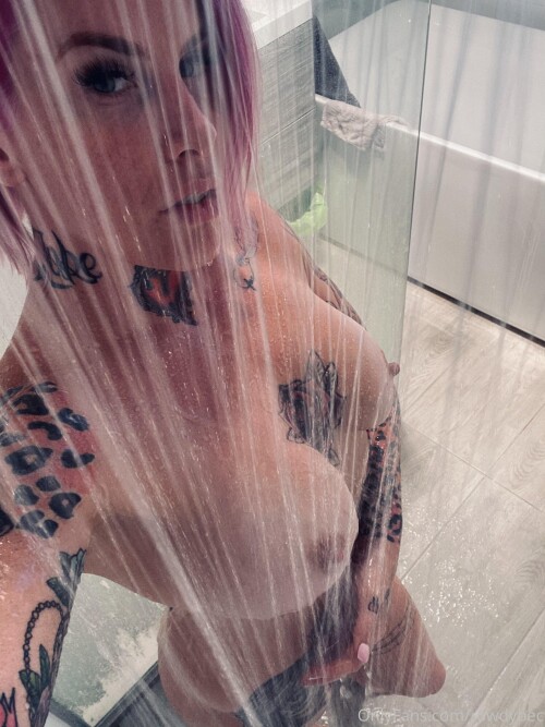 Bec Rawlings Nude Leaked Onlyfans Photo Bec Rawlings Nude Leaked Onlyfans Photo