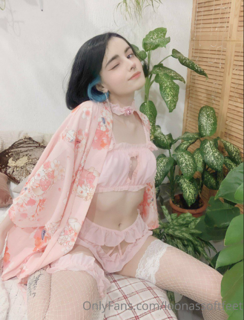 Loonassoftfeet Nude Leaked Onlyfans Photo Loonassoftfeet Nude Leaked Onlyfans Photo