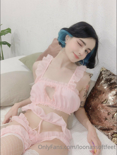 Loonassoftfeet Nude Leaked Onlyfans Photo Loonassoftfeet Nude Leaked Onlyfans Photo