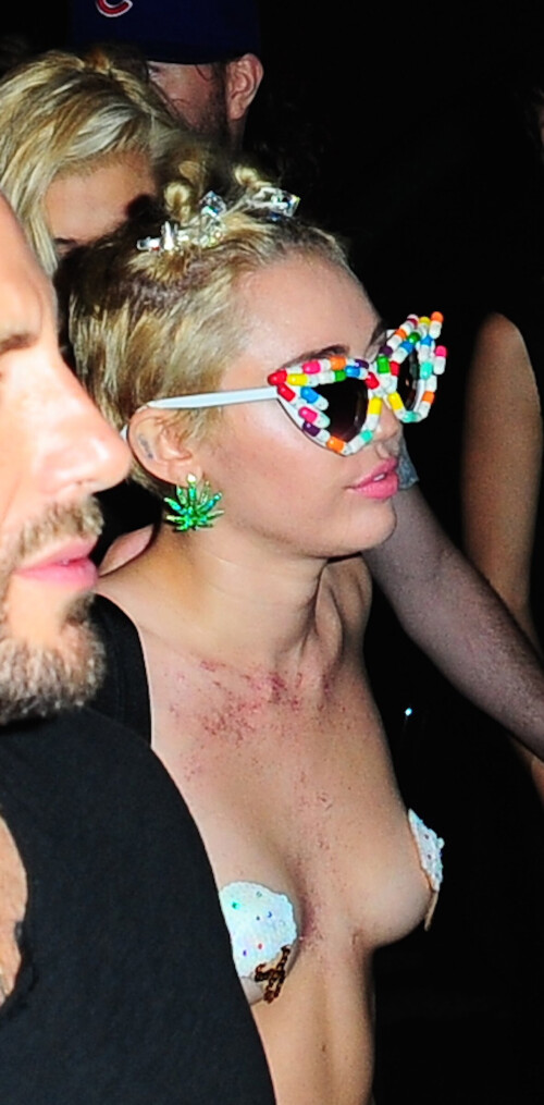 miley-cyrus-92.md.jpg