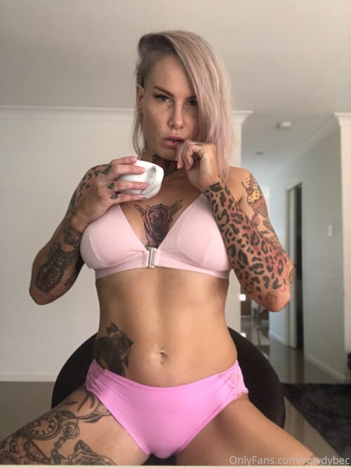 Bec Rawlings Nude Leaked Onlyfans Photo Bec Rawlings Nude Leaked Onlyfans Photo
