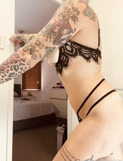 Bec Rawlings Nude Leaked Onlyfans Photo Bec Rawlings Nude Leaked Onlyfans Photo