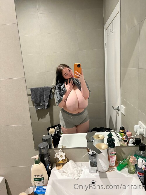 arifaith / afaith00 / arifaith011 Nude Leaked Onlyfans Photo arifaith / afaith00 / arifaith011 Nude Leaked Onlyfans Photo