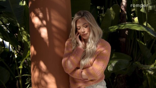 y2mate.com---Hilary-Duff-Plays-Never-Have-I-Ever-Mom-Edition-Romper_1080p.mp4_snapshot_03.58_2022.03.03_21.47.43.md.jpg