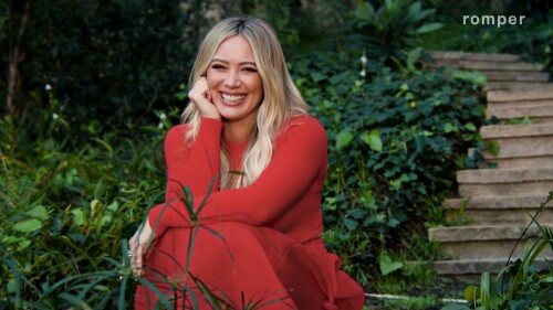 y2mate.com---Hilary-Duff-Plays-Never-Have-I-Ever-Mom-Edition-Romper_1080p.mp4_snapshot_04.22_2022.03.03_21.49.14.md.jpg